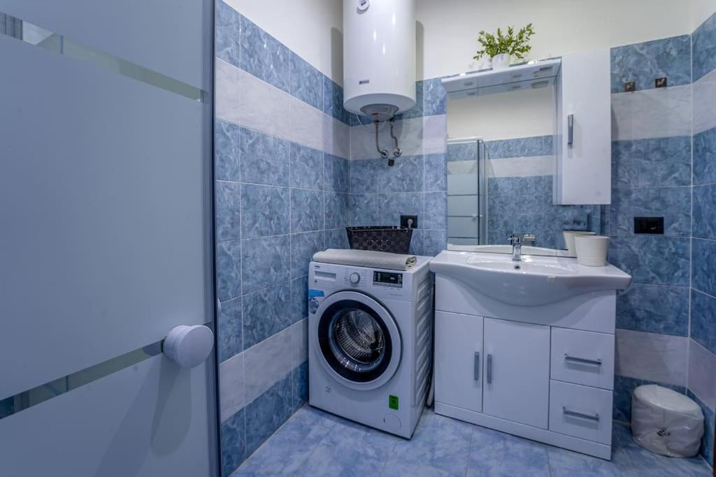 Appartamento Borgo Antico Paruzzaro Bagian luar foto