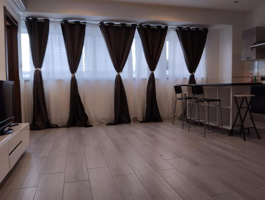 Appartamento Borgo Antico Paruzzaro Bagian luar foto